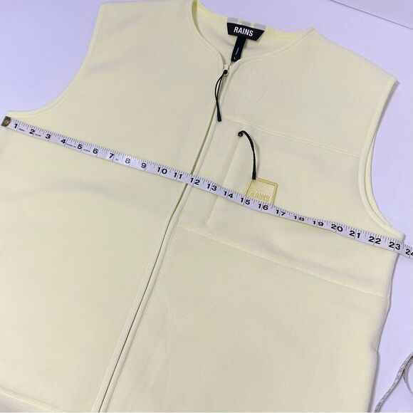 NWT Rains Fleece Vest Straw Yellow Sleeveless Unisex Zip Front L - Picture 9 of 10